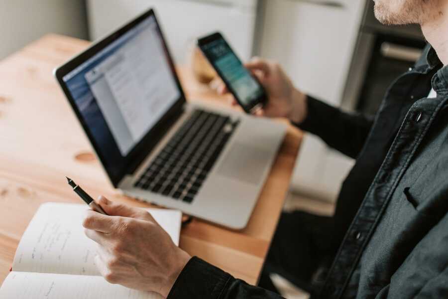 Steps to Log In and Log Out on WhatsApp Web in Computer