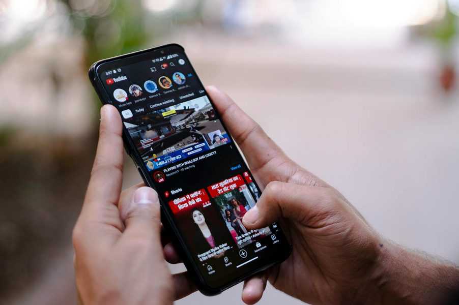 8 Steps to See All Your YouTube Comments on Your Phone